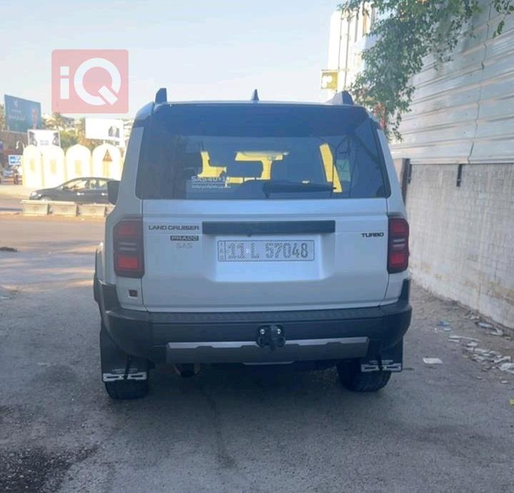 تۆیۆتا لاندكروزر پرادۆ